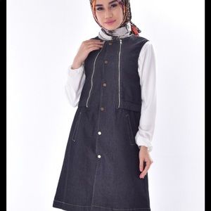 Dark Grey Jean Vest Jacket